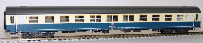 Passenger car type Bctmh 257.0 2nd class<br /><a href='images/pictures/LS_Models/46077.jpg' target='_blank'>Full size image</a>